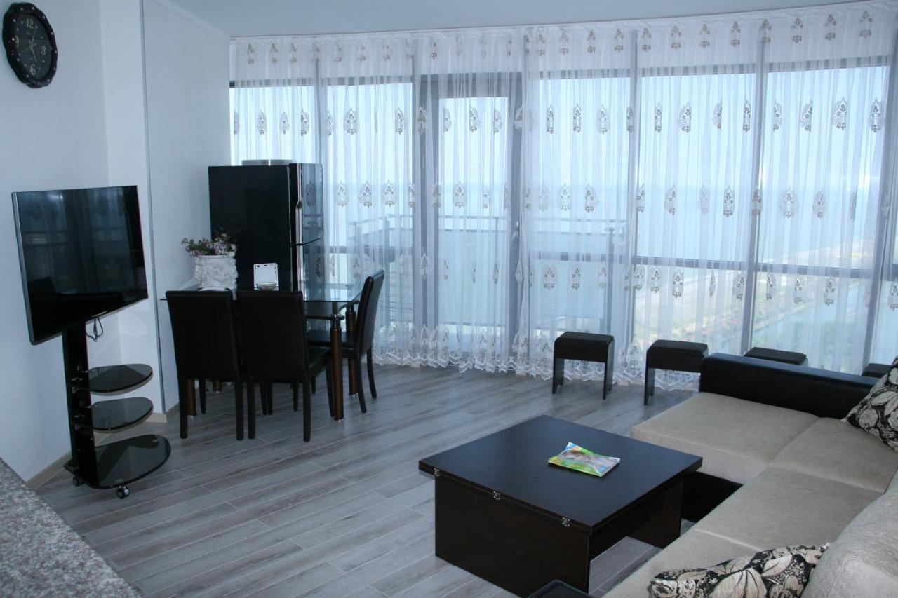 Apart Hotel Orbi Sea Towers Batumi Bagian luar foto