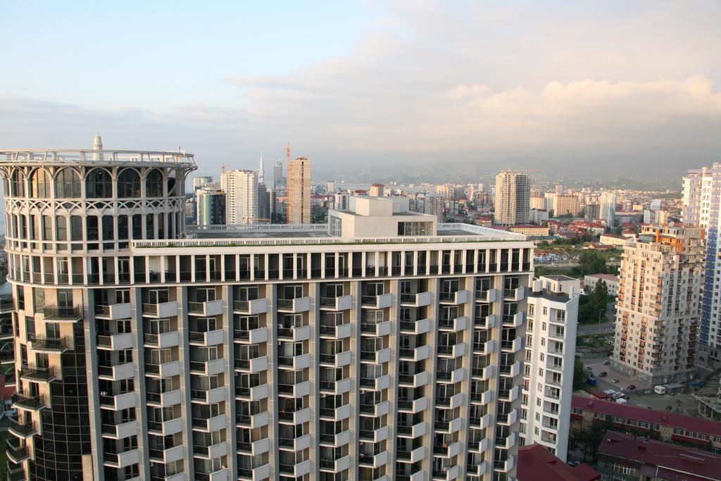 Apart Hotel Orbi Sea Towers Batumi Bagian luar foto