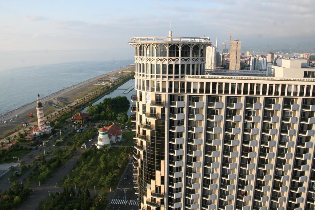 Apart Hotel Orbi Sea Towers Batumi Bagian luar foto