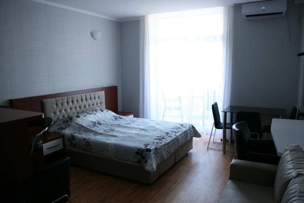 Apart Hotel Orbi Sea Towers Batumi Bagian luar foto