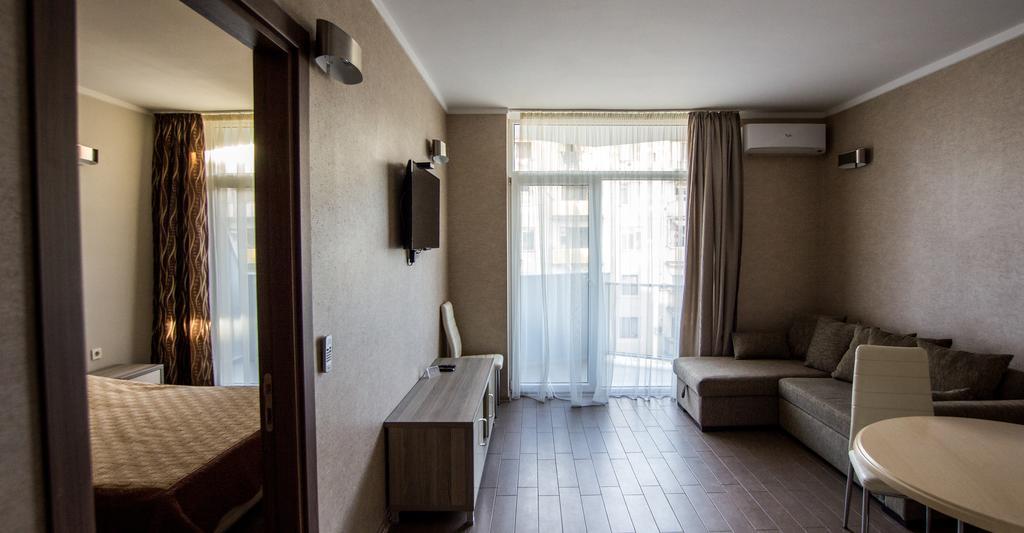 Apart Hotel Orbi Sea Towers Batumi Bagian luar foto