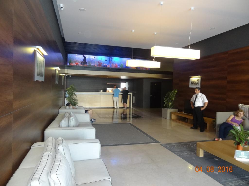 Apart Hotel Orbi Sea Towers Batumi Bagian luar foto