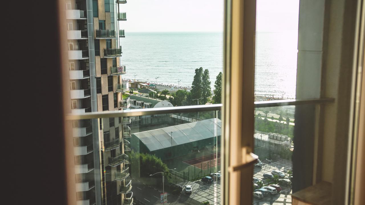 Apart Hotel Orbi Sea Towers Batumi Bagian luar foto